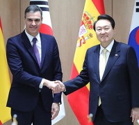 윤 대통령 “스페인 경제협력 잠재력 매우 커…배터리·재생에너지 협력 지속”