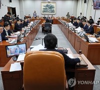 선거구 언제 정하나…"부천·전북 줄여야" vs "강남·대구부터"